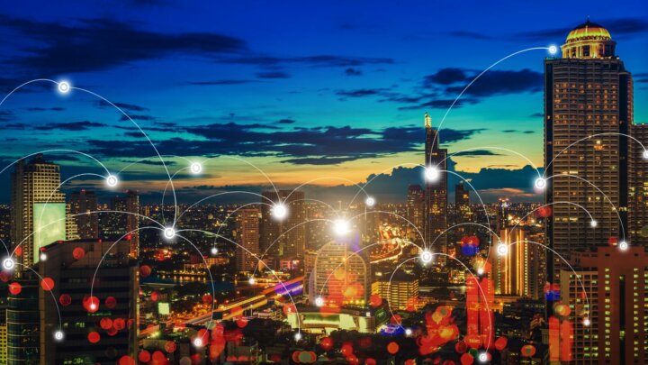 wireless-connection-technology-in-city-2025-02-10-14-37-46-utc